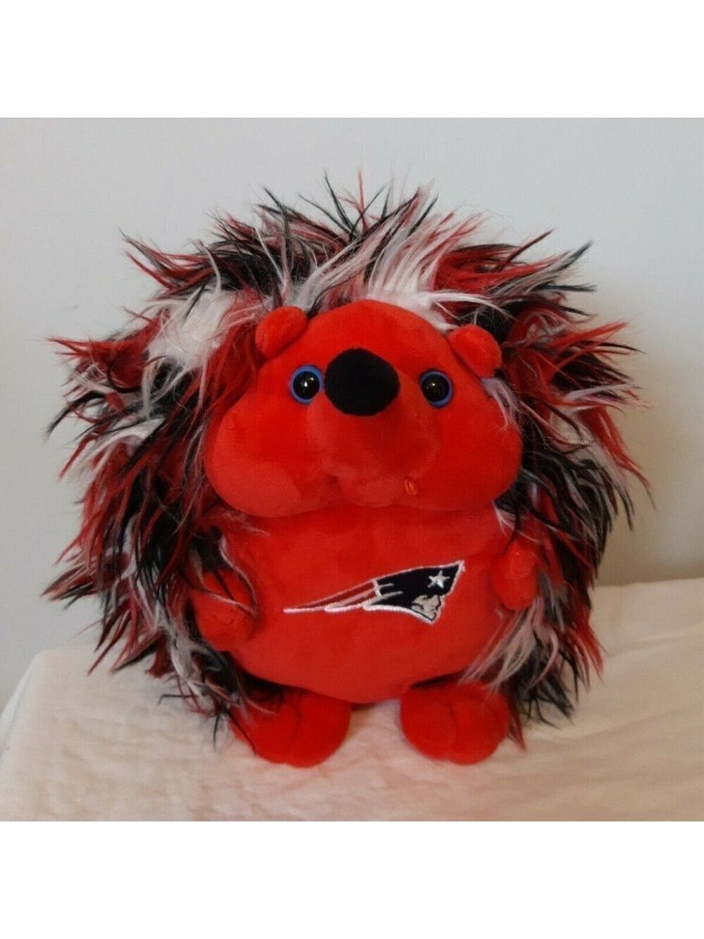 NEW England Patriots Scruffy hedgehog red blue furry stuffed toy